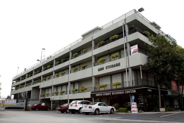 Sherman Oaks Van Nuys Mini Storage - Photo 1