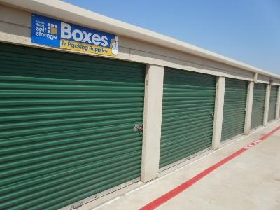 Uncle Bob's Self Storage - Plano - 4005 W Plano Pky - Photo 4