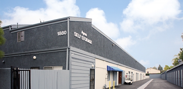 Ayres Self Storage - Costa Mesa - Photo 1