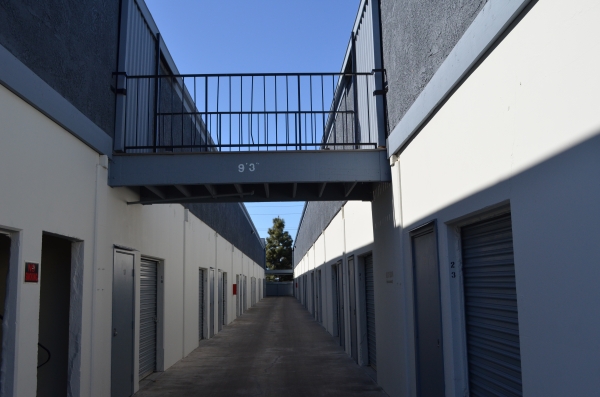 Ayres Self Storage - Costa Mesa - Photo 4