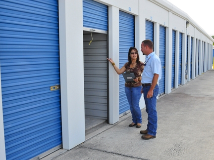 SafeStor Self Storage Winter Park - Photo 3