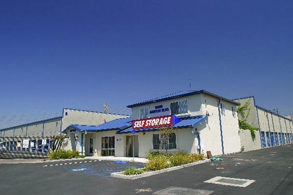 US Storage Centers - South Bay - Photo 3