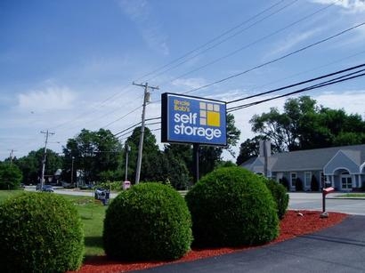 Uncle Bob's Self Storage - East Greenwich - S County Trl - Photo 3
