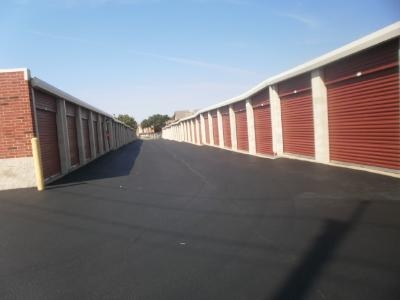 Uncle Bob's Self Storage - Fort Worth - 6050 Granbury Rd - Photo 5