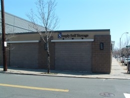 Simply Storage - Beacon Street - Photo 1