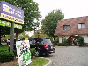 Uncle Bob's - 390 S. Van Brunt St. - Photo 1