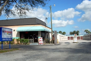 US Storage Centers - Plantation - Photo 2