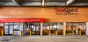 StorQuest Self Storage - Los Angeles - Hill St - Photo 3