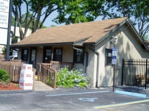 Uncle Bob's Self Storage - Jacksonville - 7657 103rd St - Photo 3