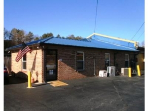 Uncle Bob's Self Storage - Norcross - Photo 4
