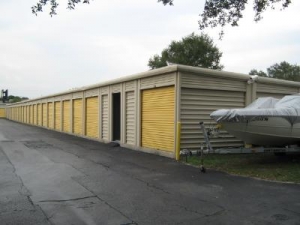 Uncle Bob's Self Storage - Tampa - 3000 W Columbus Dr - Photo 9