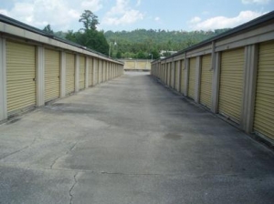 Uncle Bob's Self Storage - Birmingham - 6604 Walt Dr - Photo 4