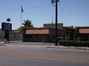 Uncle Bob's Self Storage - Mesa - 545 W Broadway Rd - Photo 1