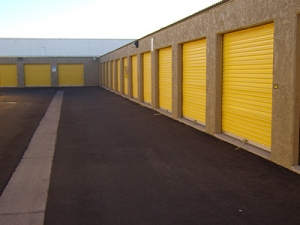 Uncle Bob's Self Storage - Mesa - 139 N Greenfield Rd - Photo 6