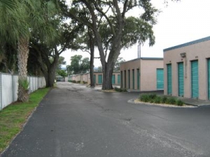 Uncle Bob's Self Storage - Tampa - 815 E Fletcher Ave - Photo 7
