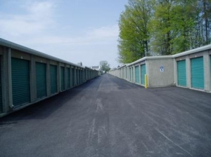 Uncle Bob's Self Storage - Columbus - 5810 Cleveland Ave - Photo 3