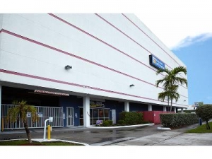 Uncle Bob's Self Storage - Miami - Photo 3