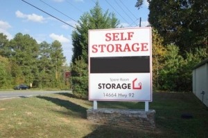 Spare Room Self Storage - Photo 4