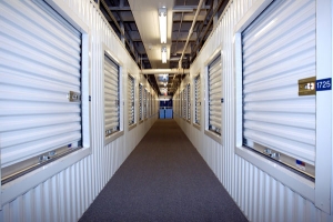 The Lock Up Storage Centers - Kinzie - Photo 3