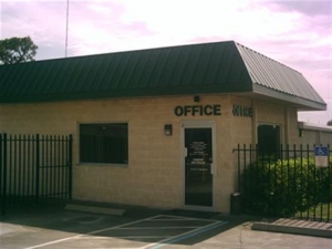 Champion Self Storage - Orlando - Overland Rd. - Photo 2
