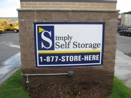 Simply Storage - Beacon Street - Photo 2
